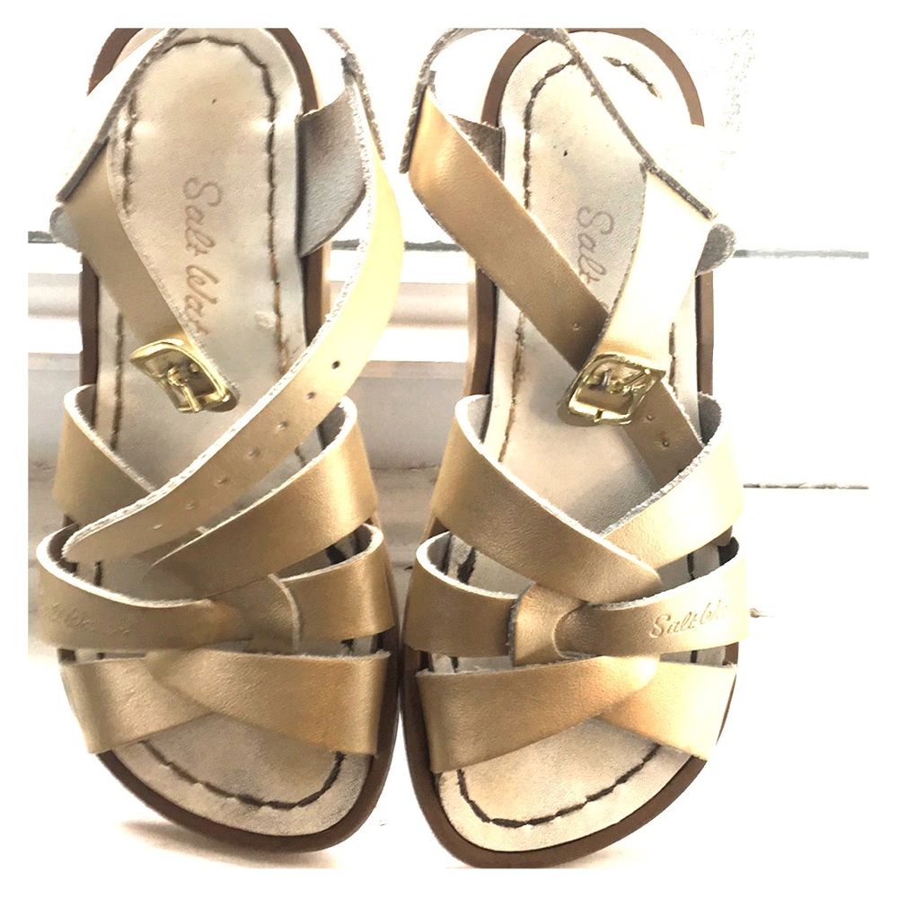 Gold girls Salt Water sandals